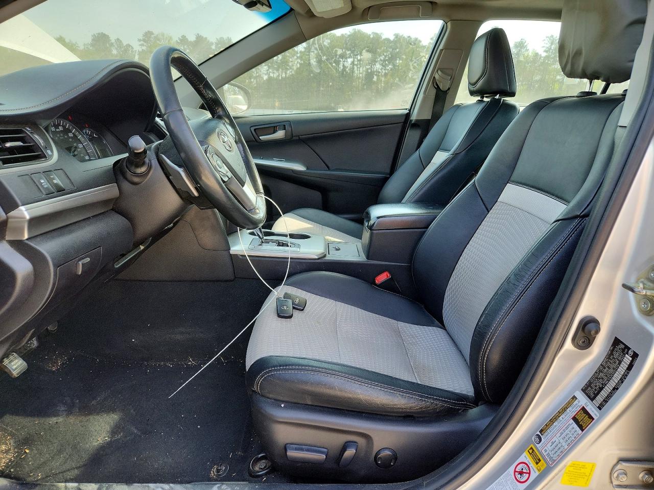 2014 TOYOTA CAMRY SE V6 photo 7