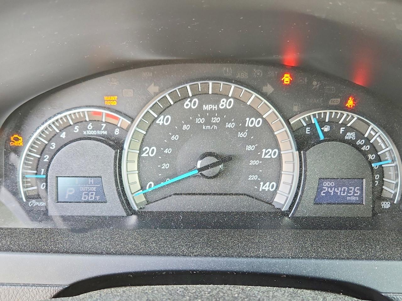 2014 TOYOTA CAMRY SE V6 photo 9