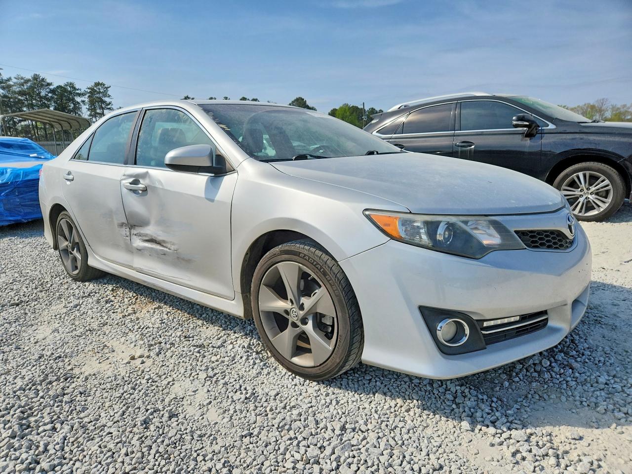 2014 TOYOTA CAMRY SE V6 photo 4
