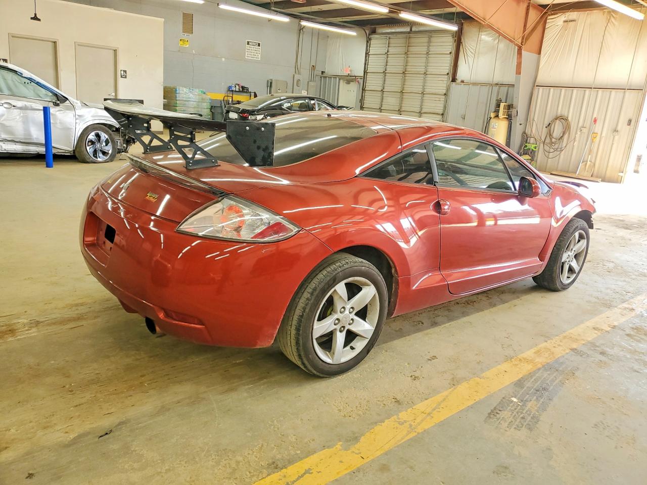 2006 MITSUBISHI ECLIPSE GS photo 3