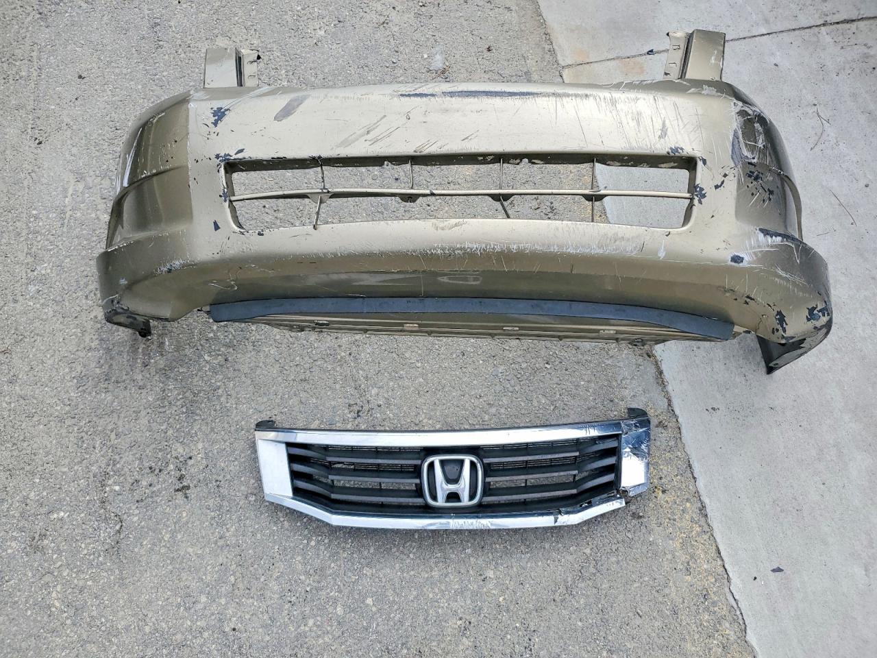 2009 HONDA ACCORD LX photo 12