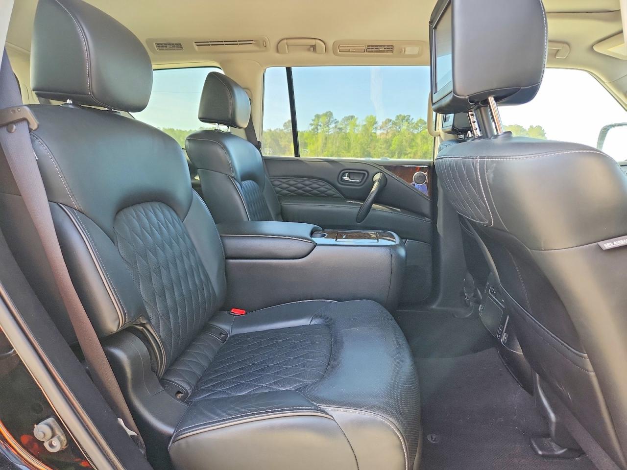 2019 INFINITI QX80 LUXE photo 21
