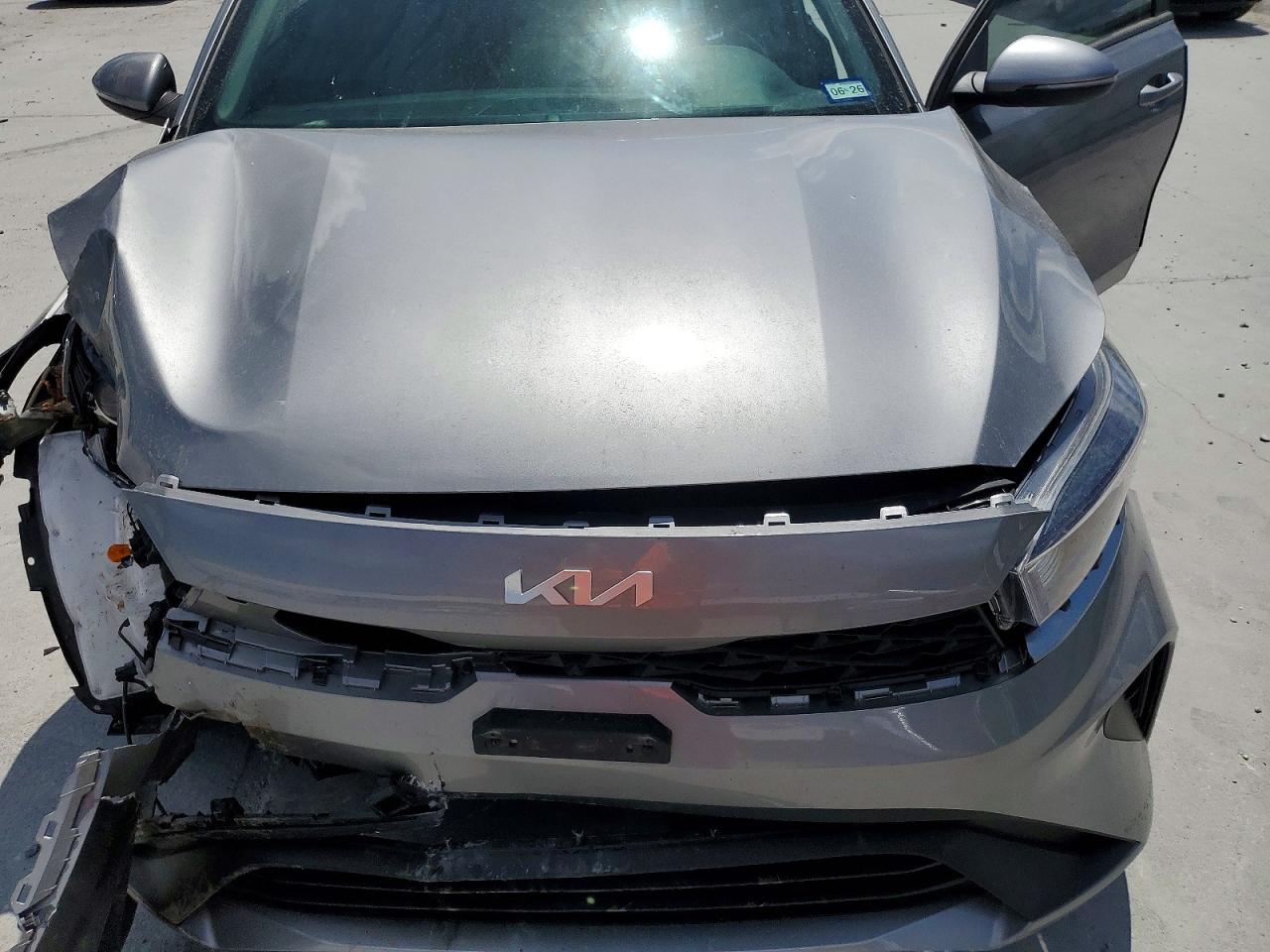 2024 KIA FORTE LXS photo 21