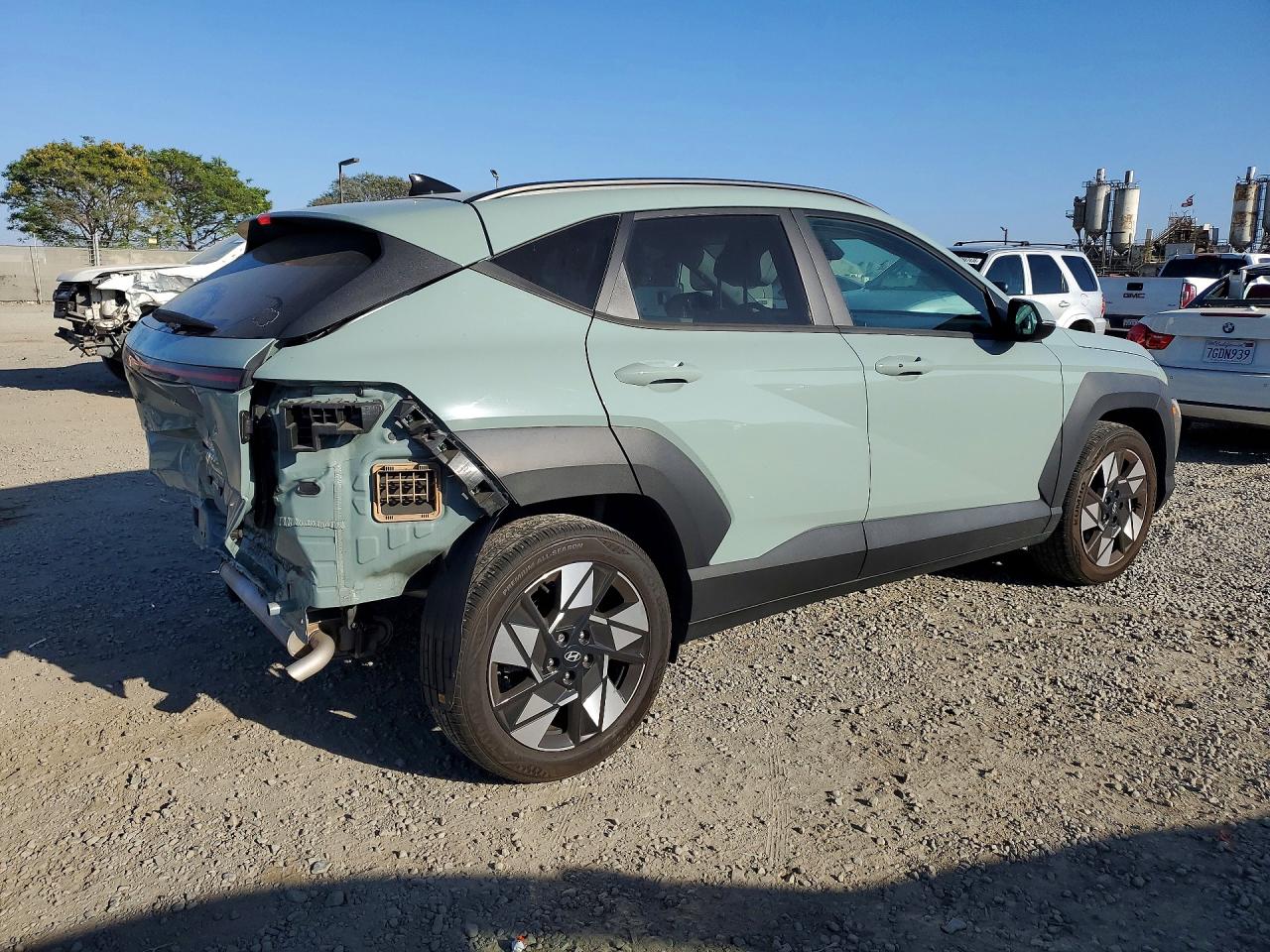 2024 HYUNDAI KONA SEL photo 5
