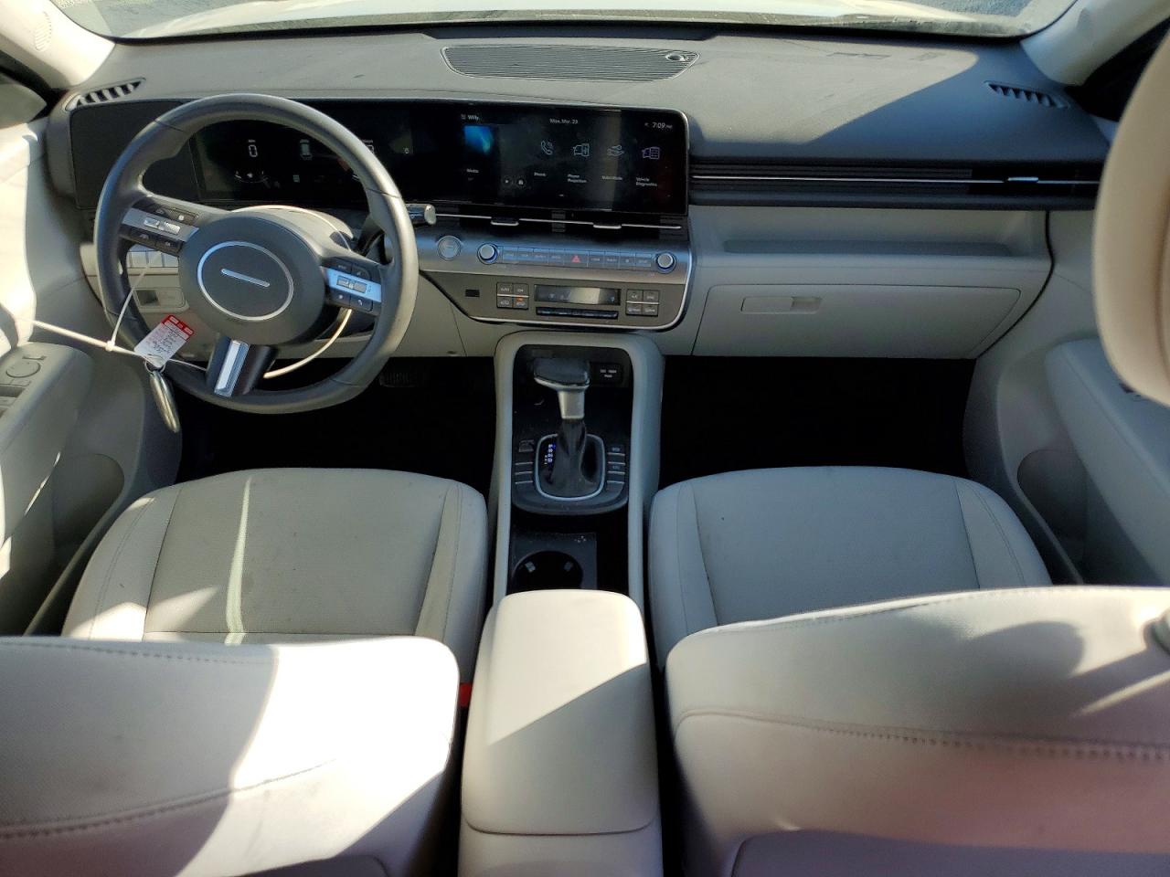 2024 HYUNDAI KONA SEL photo 15