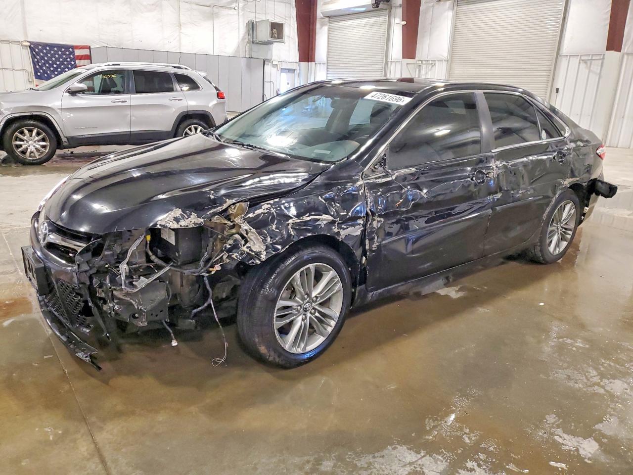 2017 TOYOTA CAMRY