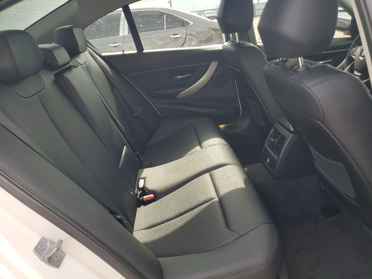 2014 BMW 320 I XDRIVE photo 10