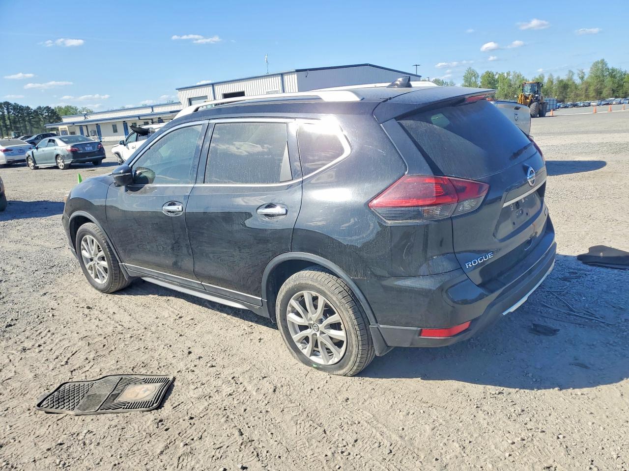 2019 NISSAN ROGUE S photo 2