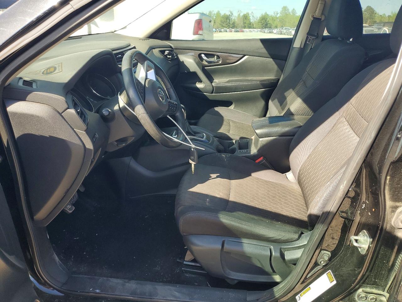 2019 NISSAN ROGUE S photo 7