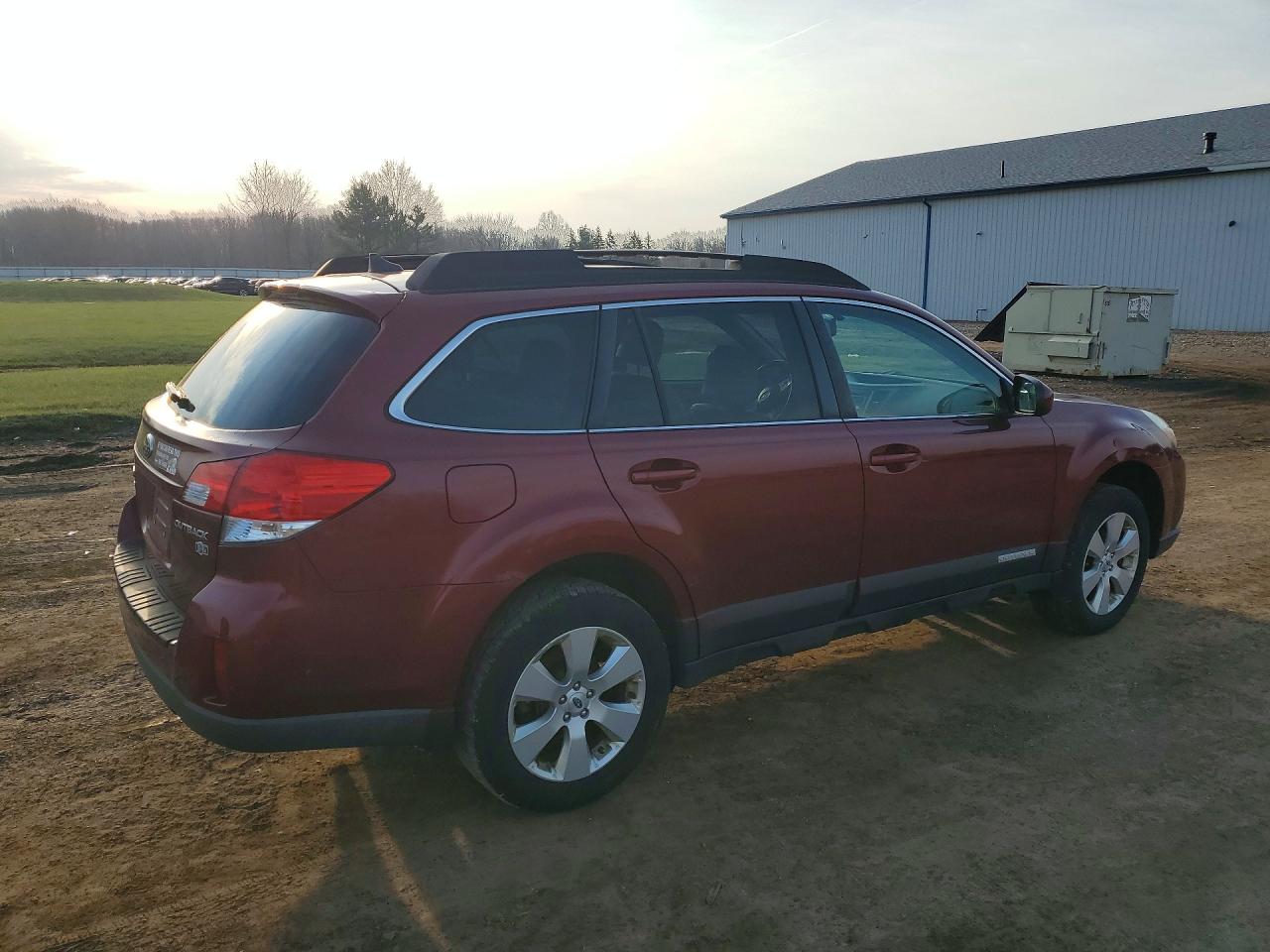 2011 SUBARU OUTBACK 2.5I LIMITED photo 3