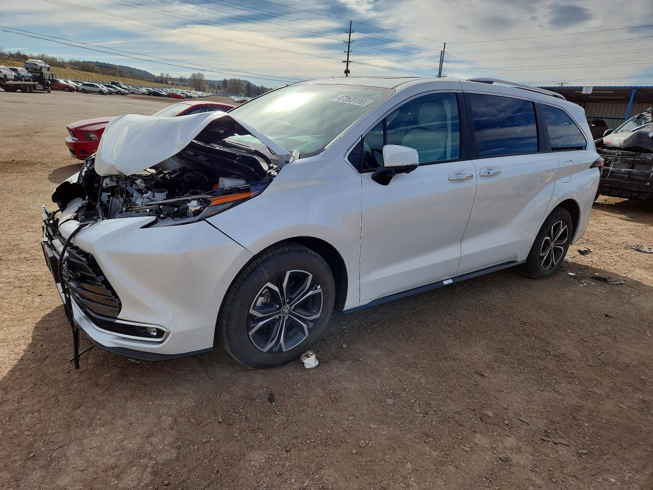 2025 TOYOTA SIENNA