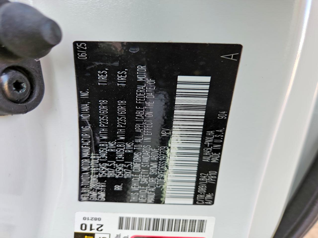 2025 TOYOTA SIENNA PLATINUM 7-PASSENGER photo 25