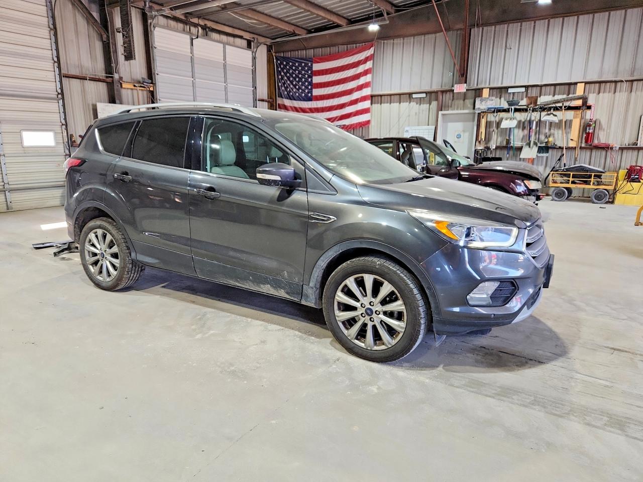 2018 FORD ESCAPE TITANIUM photo 10