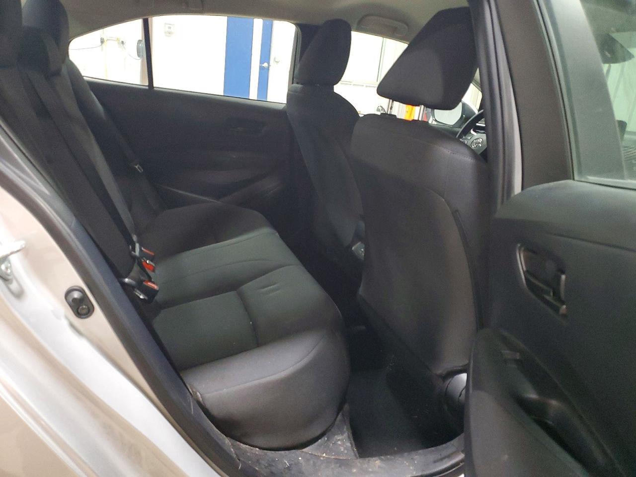 2023 TOYOTA COROLLA LE photo 10