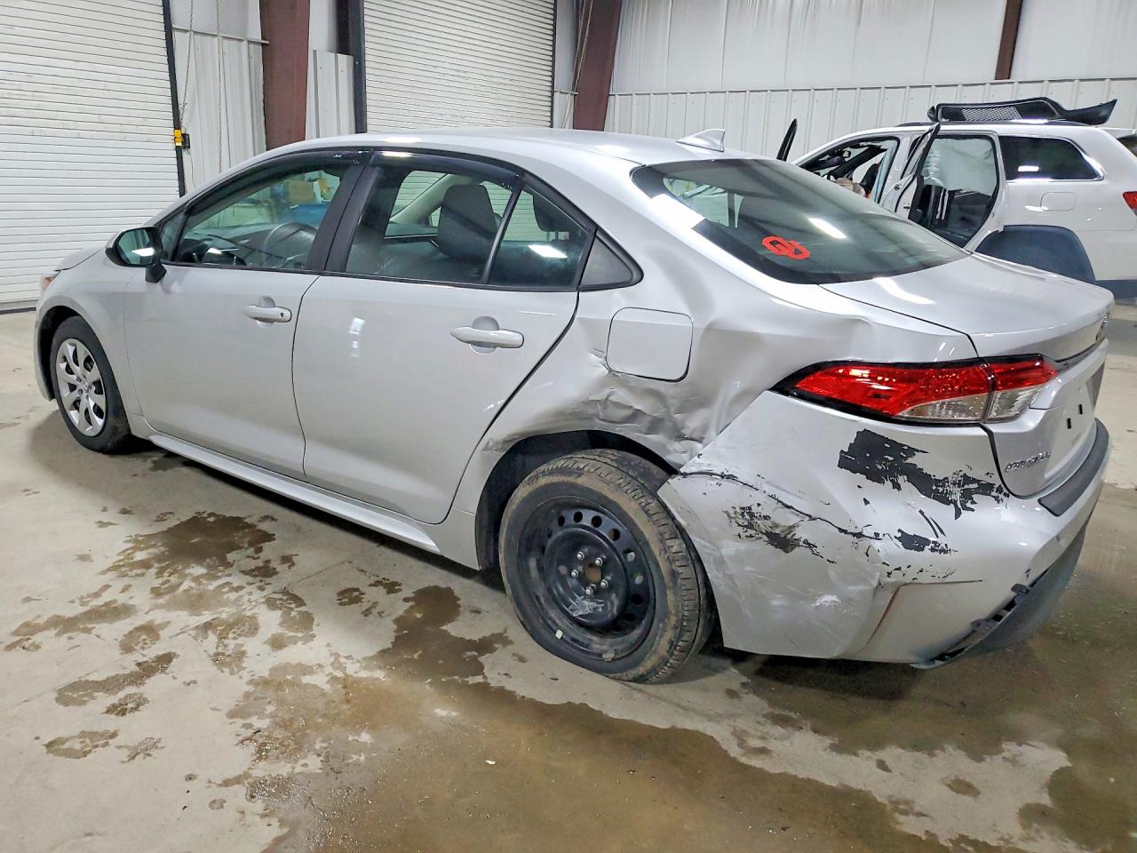 2023 TOYOTA COROLLA LE photo 2
