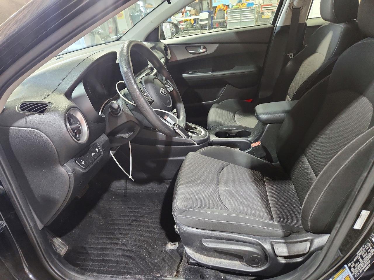 2021 KIA FORTE FE photo 13