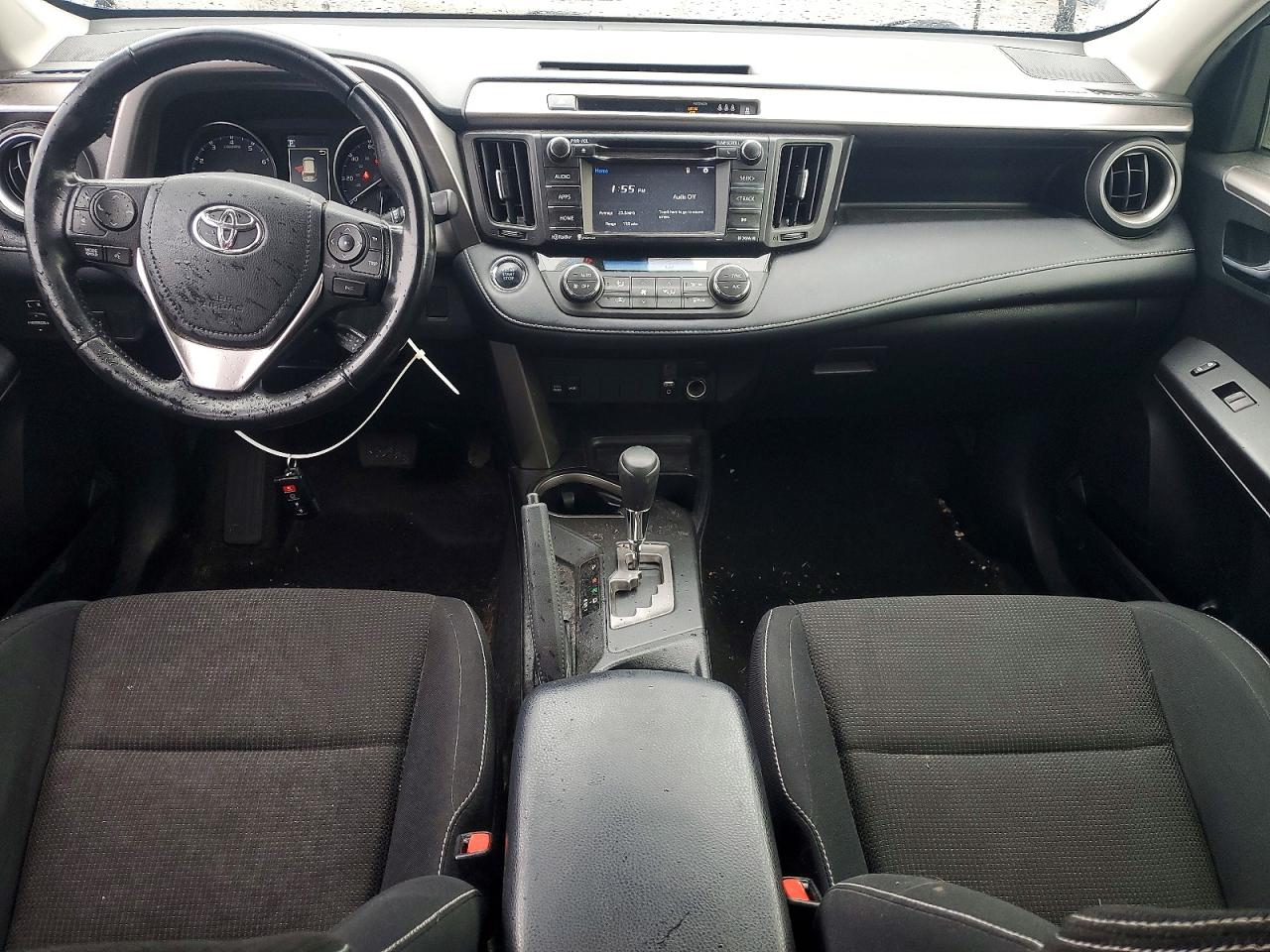 2018 TOYOTA RAV4 XLE photo 15