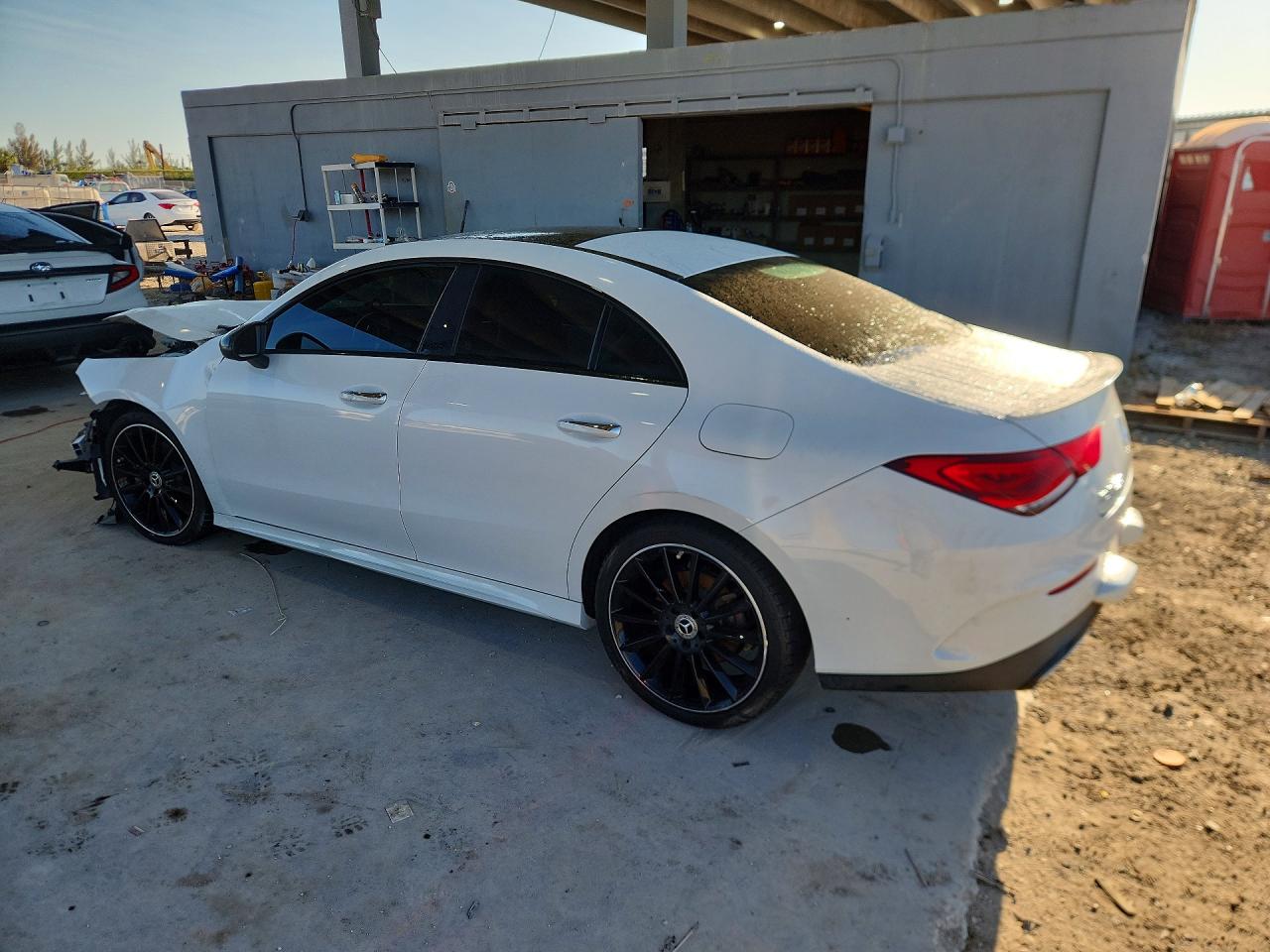 2022 MERCEDES-BENZ CLA 250 photo 2