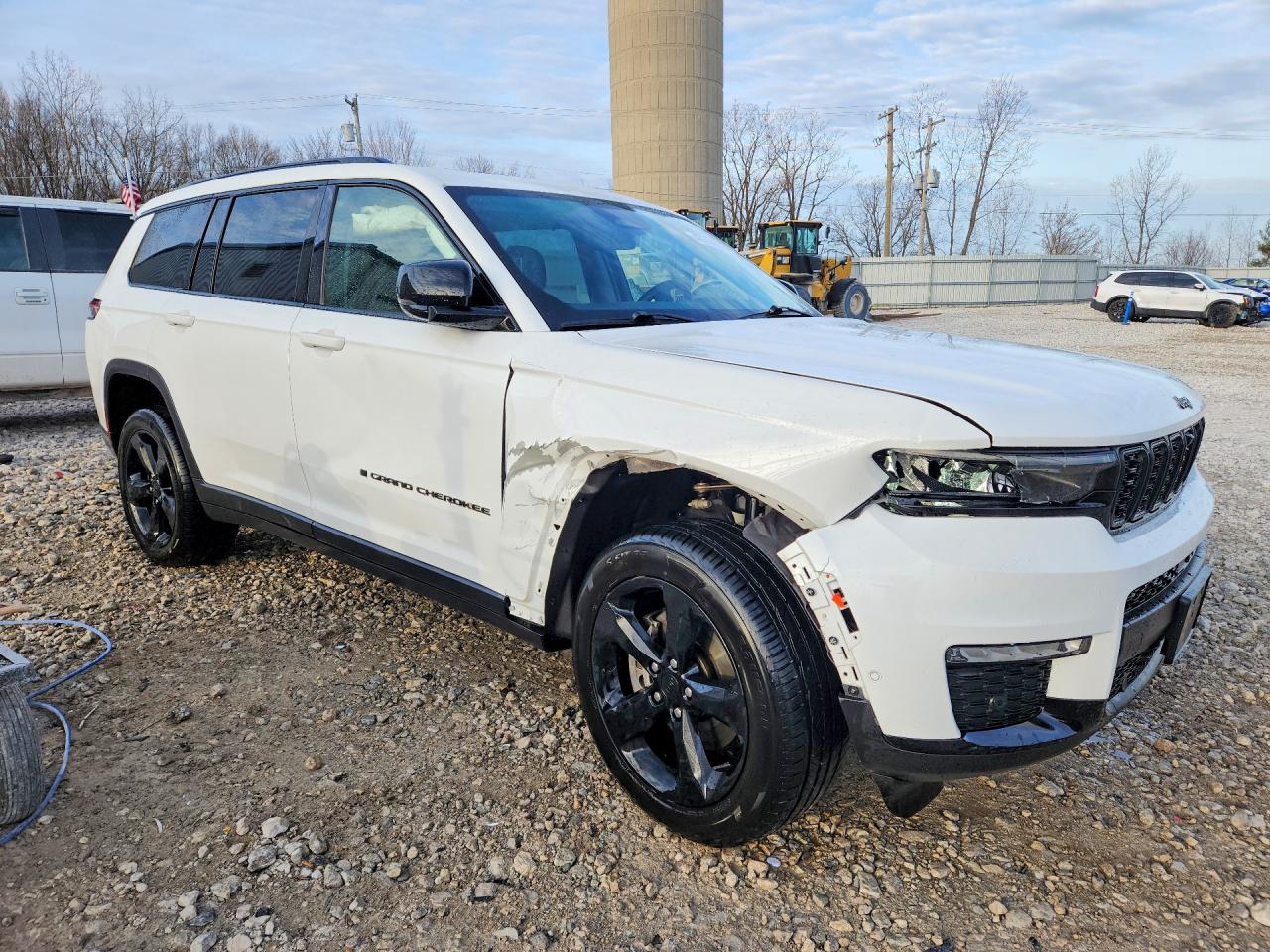 2022 JEEP GRAND CHEROKEE L LIMITED photo 4