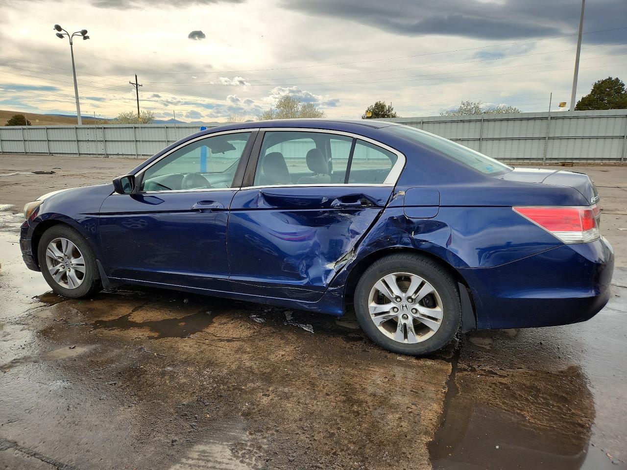 2012 HONDA ACCORD LXP photo 4