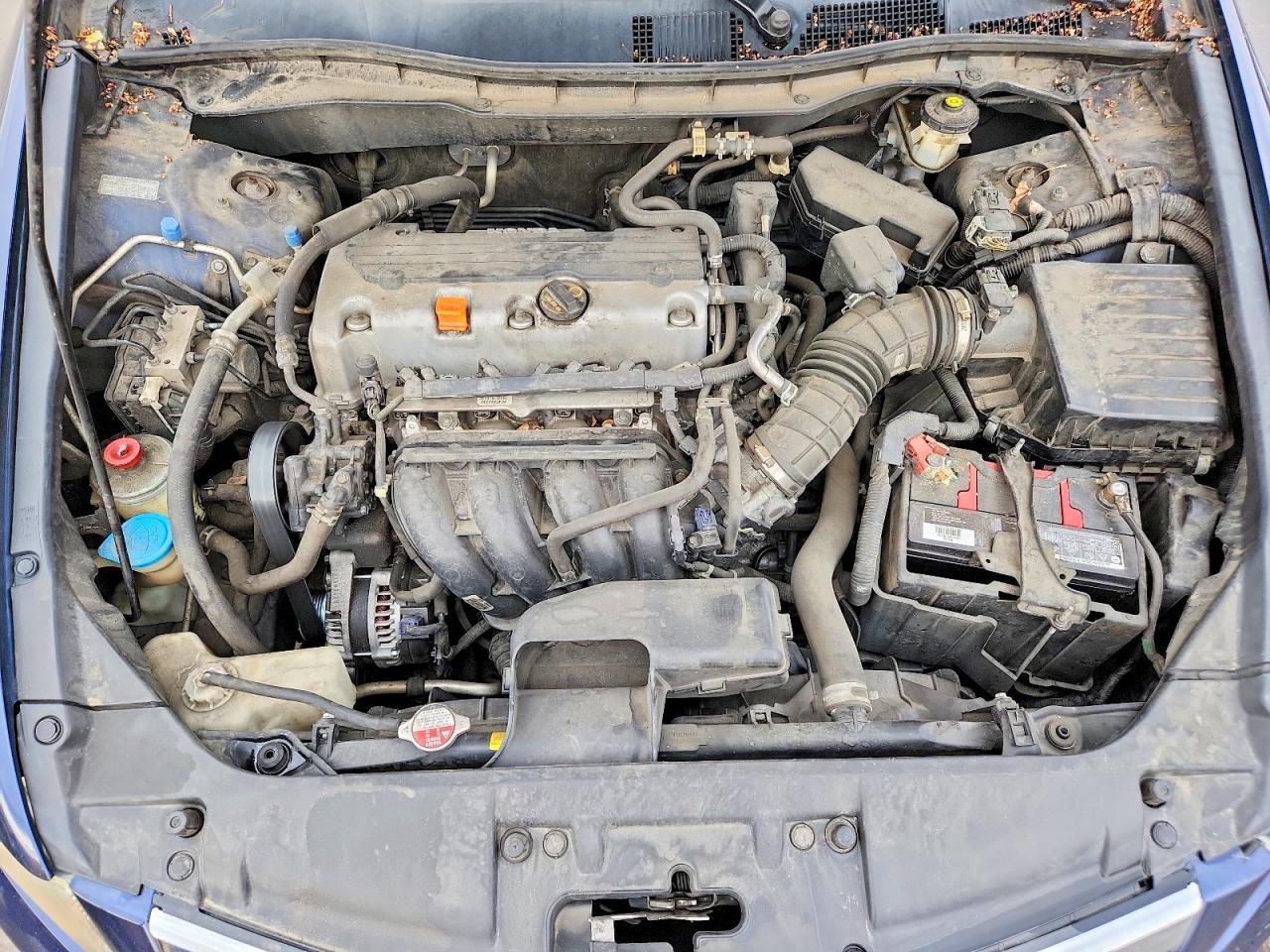 2012 HONDA ACCORD LXP photo 31
