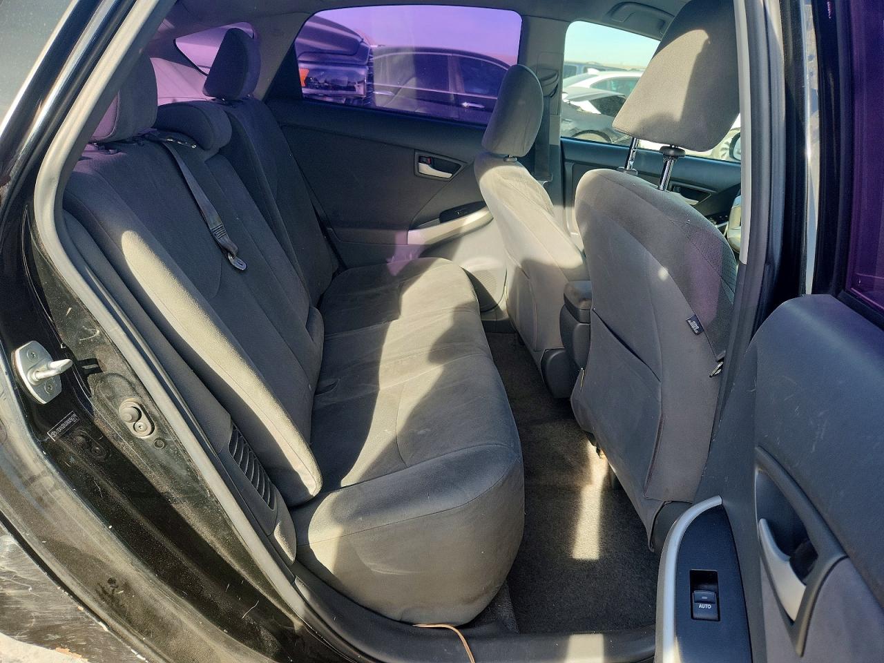 2010 TOYOTA PRIUS II photo 19