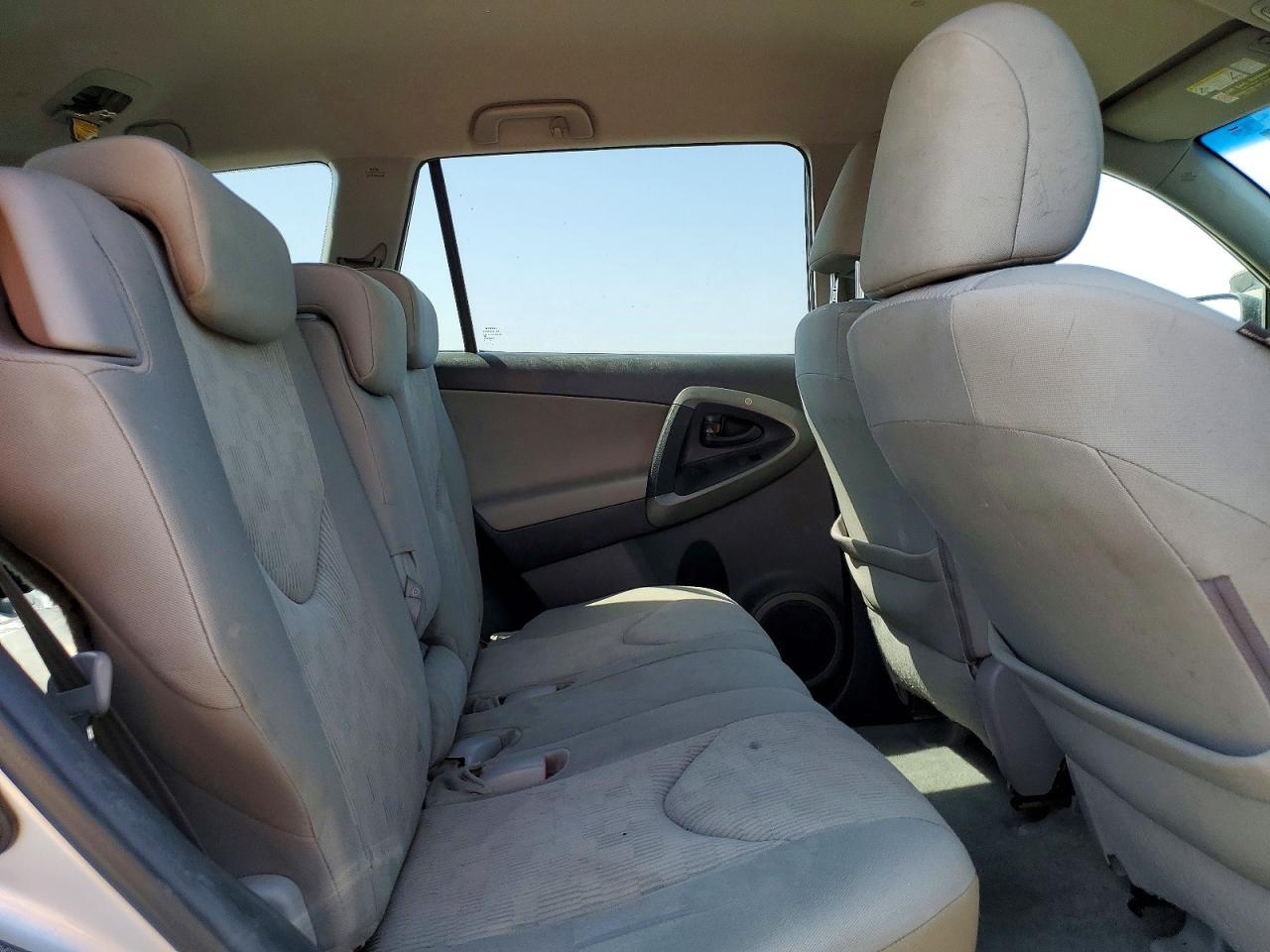 2010 TOYOTA RAV4 BASE photo 11