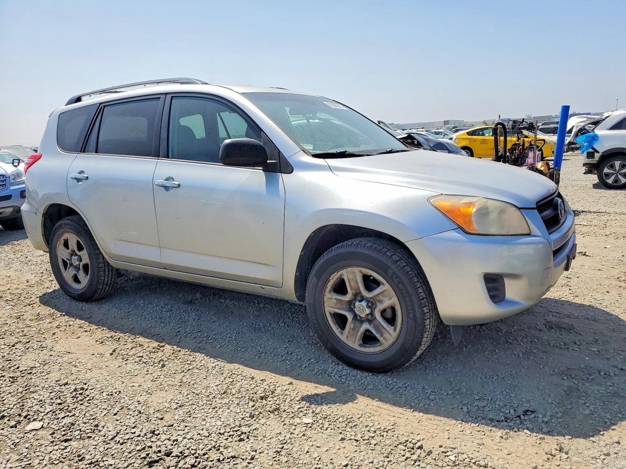 2010 TOYOTA RAV4 BASE photo 4