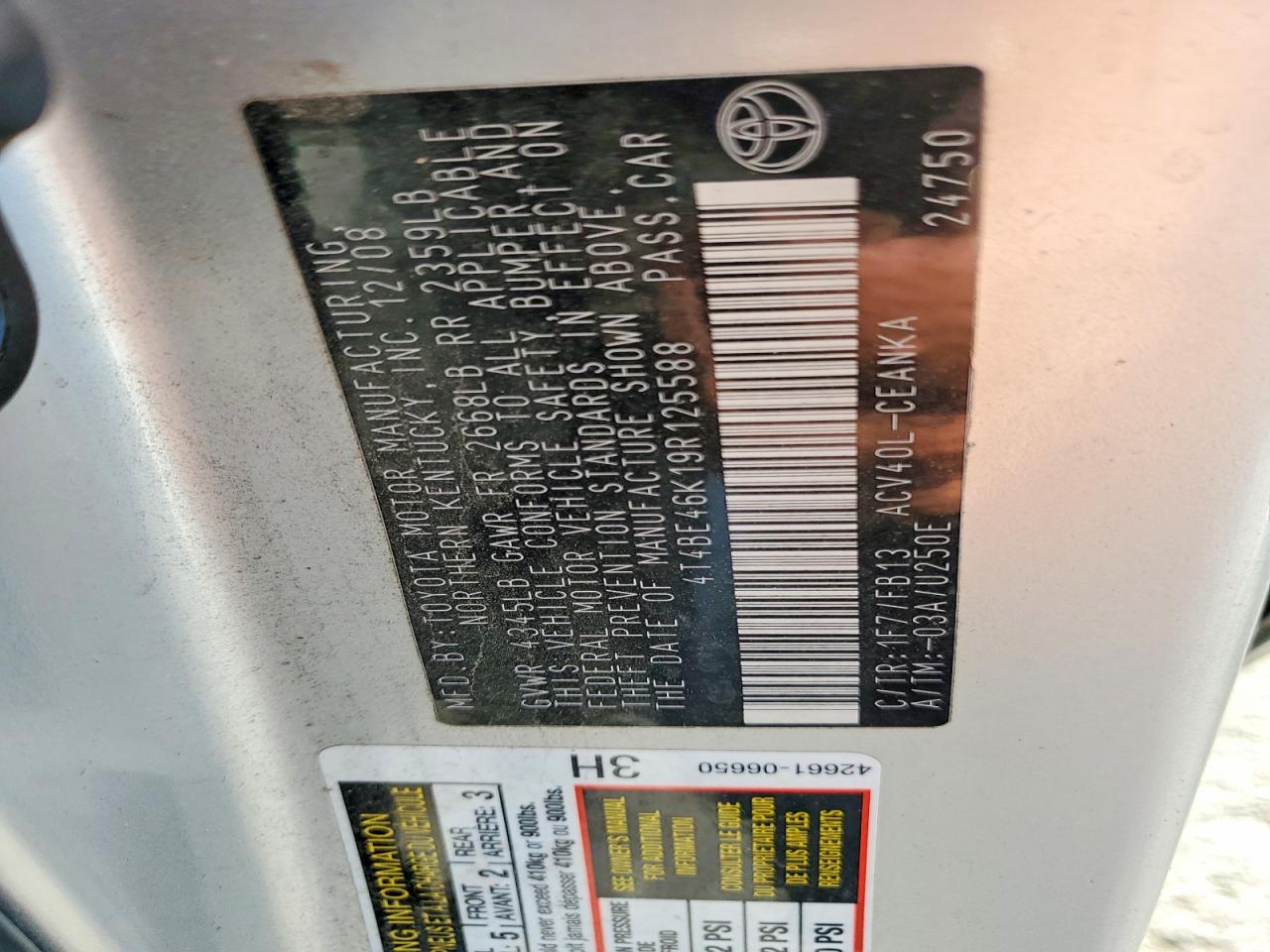 2009 TOYOTA CAMRY LE photo 12