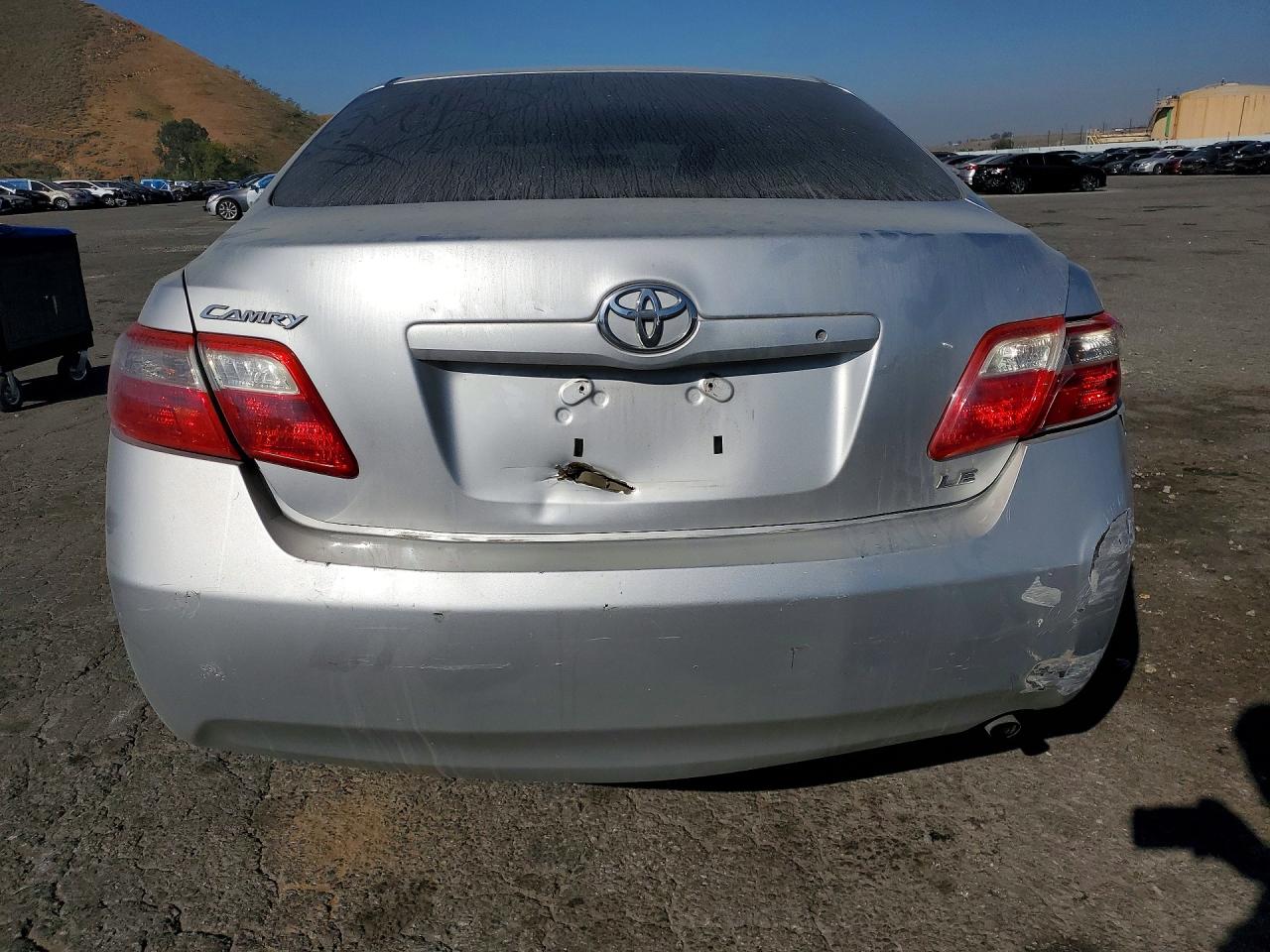 2009 TOYOTA CAMRY LE photo 6