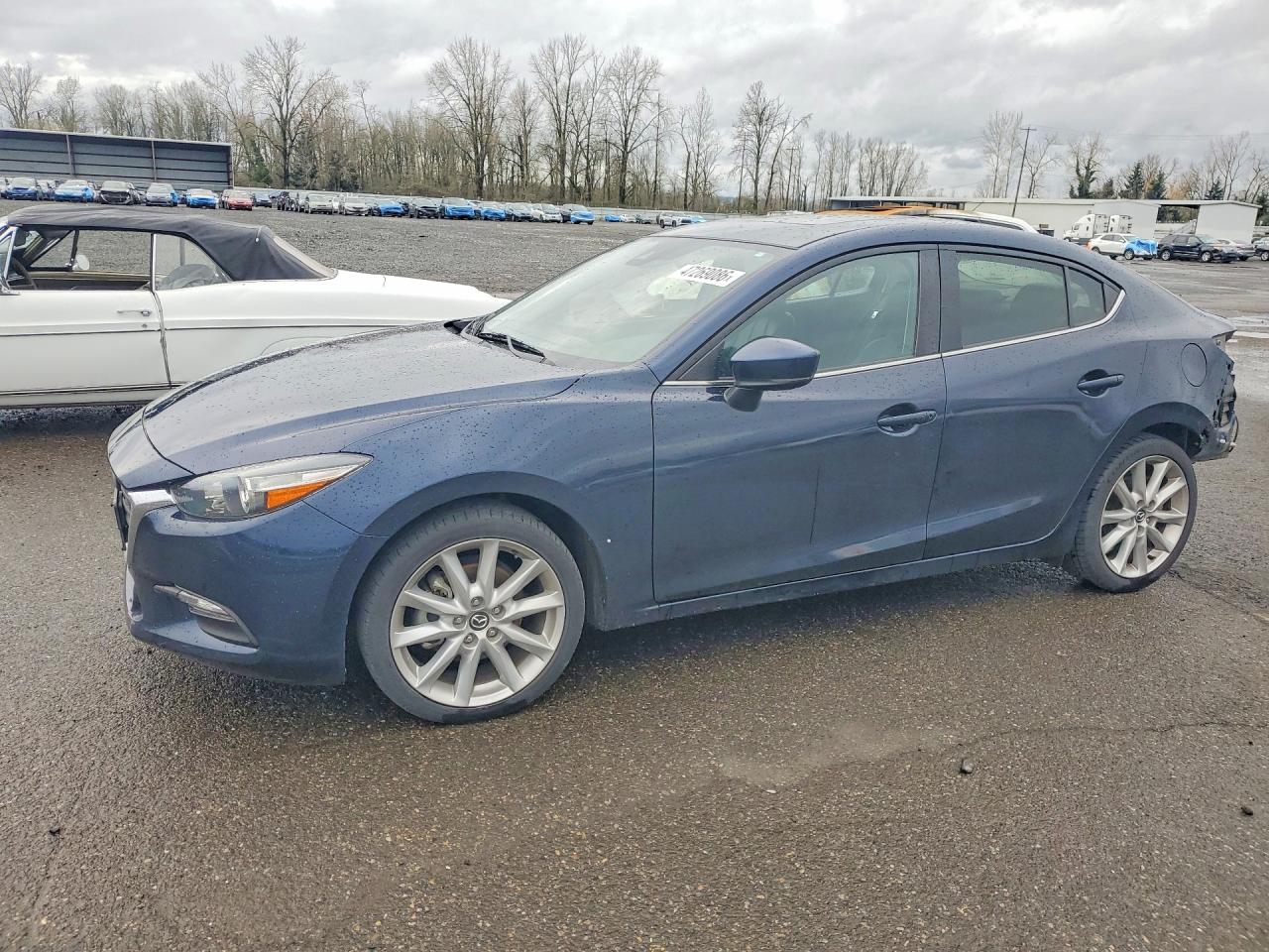 2017 MAZDA 3
