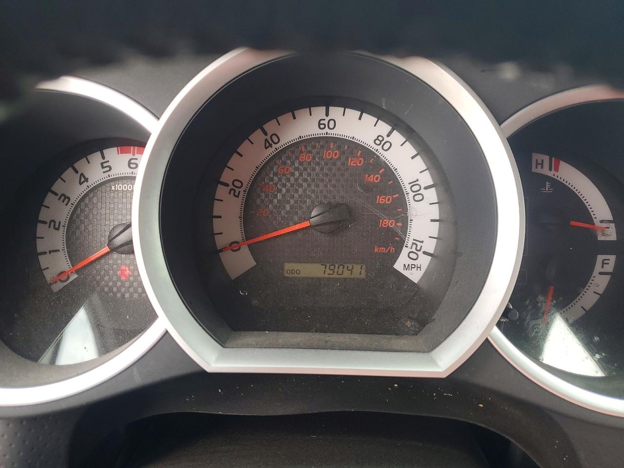 2013 TOYOTA TACOMA V6 photo 25