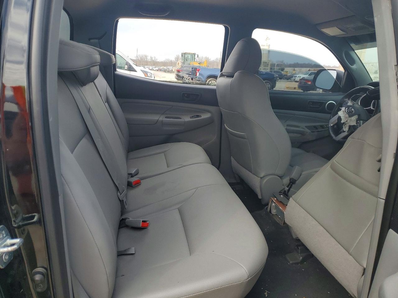 2013 TOYOTA TACOMA V6 photo 28