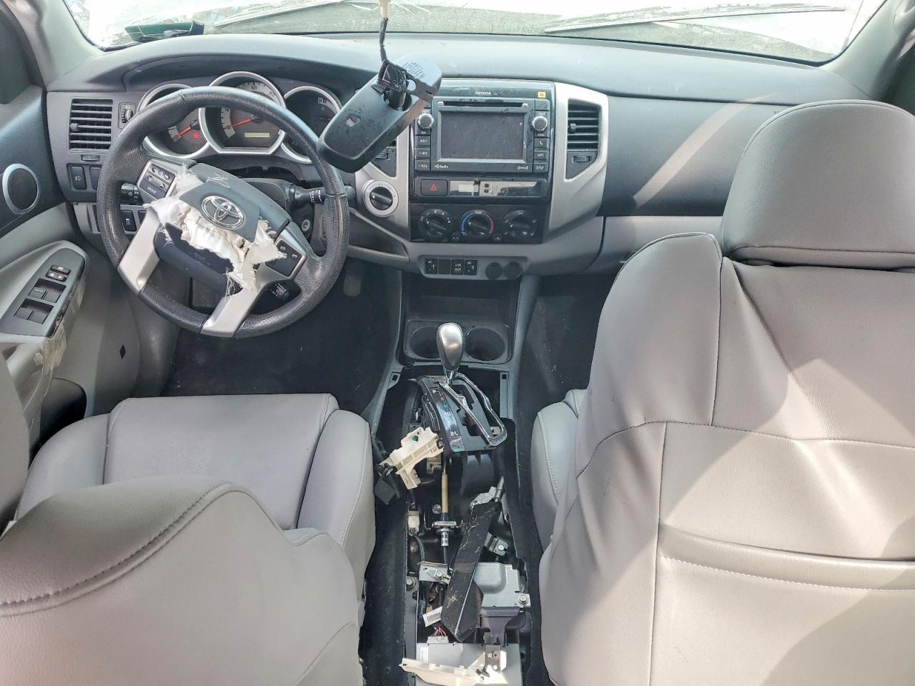 2013 TOYOTA TACOMA V6 photo 22