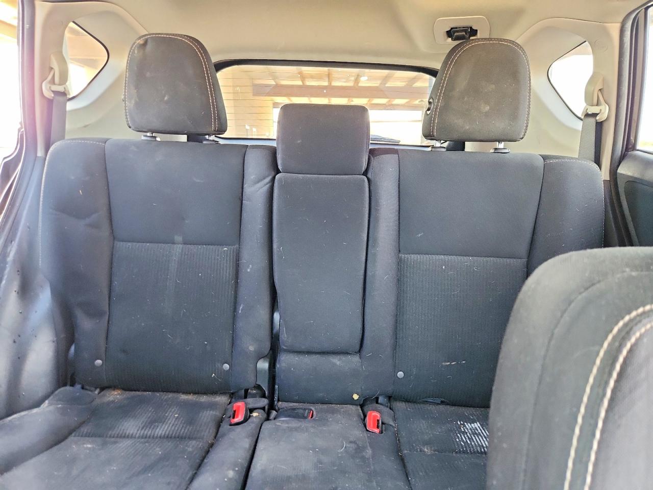 2014 TOYOTA RAV4 XLE photo 10