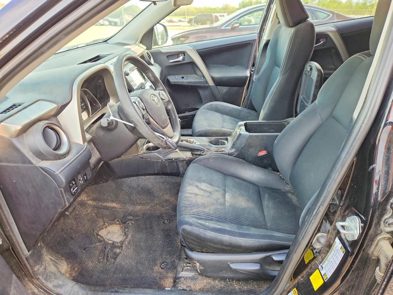 2014 TOYOTA RAV4 XLE photo 7
