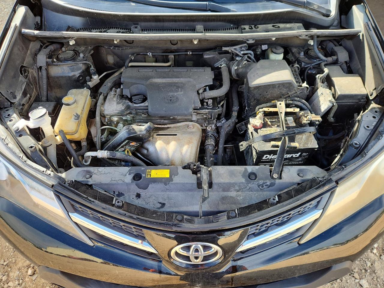 2014 TOYOTA RAV4 XLE photo 12
