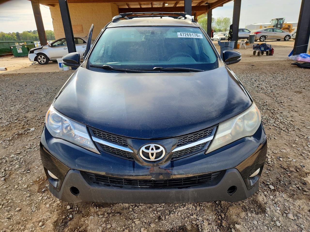 2014 TOYOTA RAV4 XLE photo 5