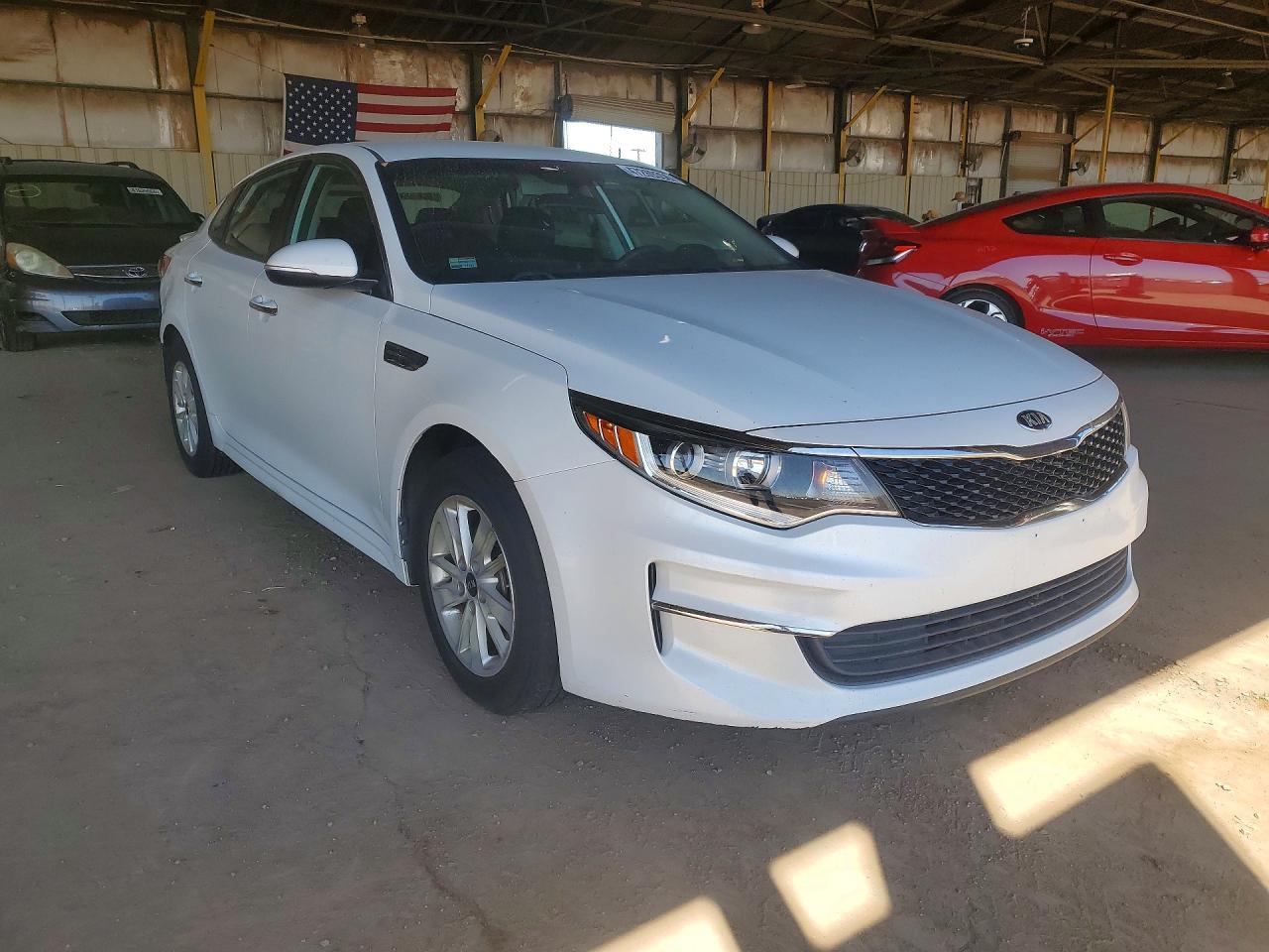 2018 KIA OPTIMA LX photo 4