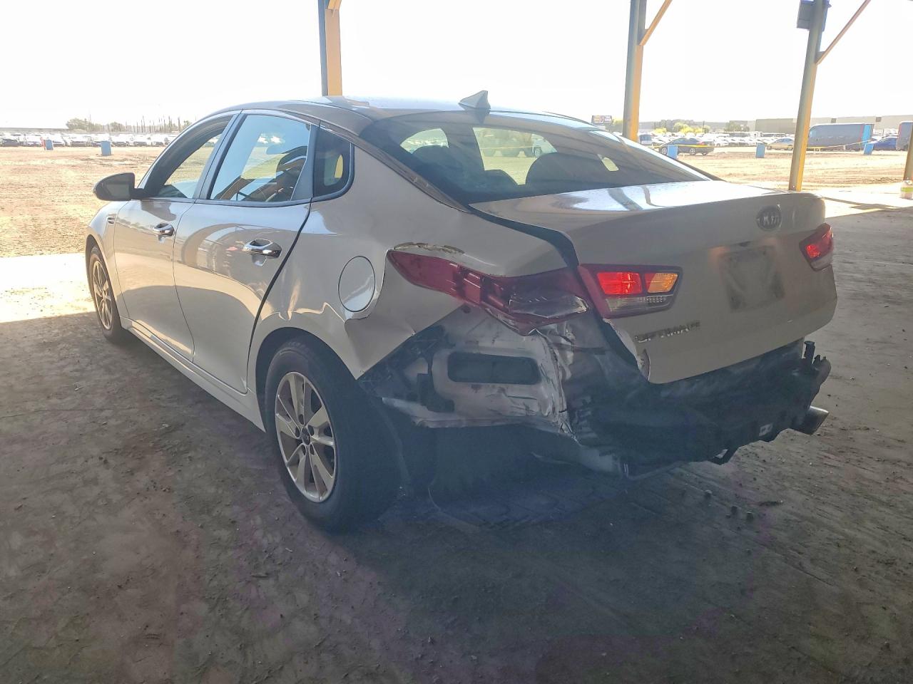 2018 KIA OPTIMA LX photo 2