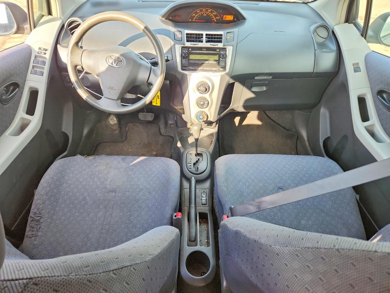 2009 TOYOTA YARIS BASE photo 22
