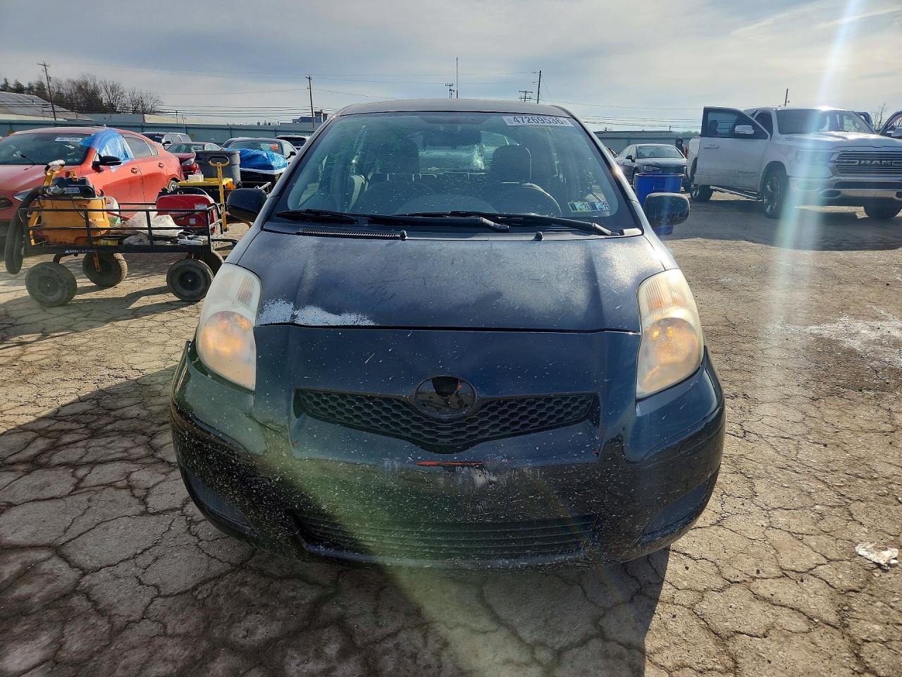 2009 TOYOTA YARIS BASE photo 13