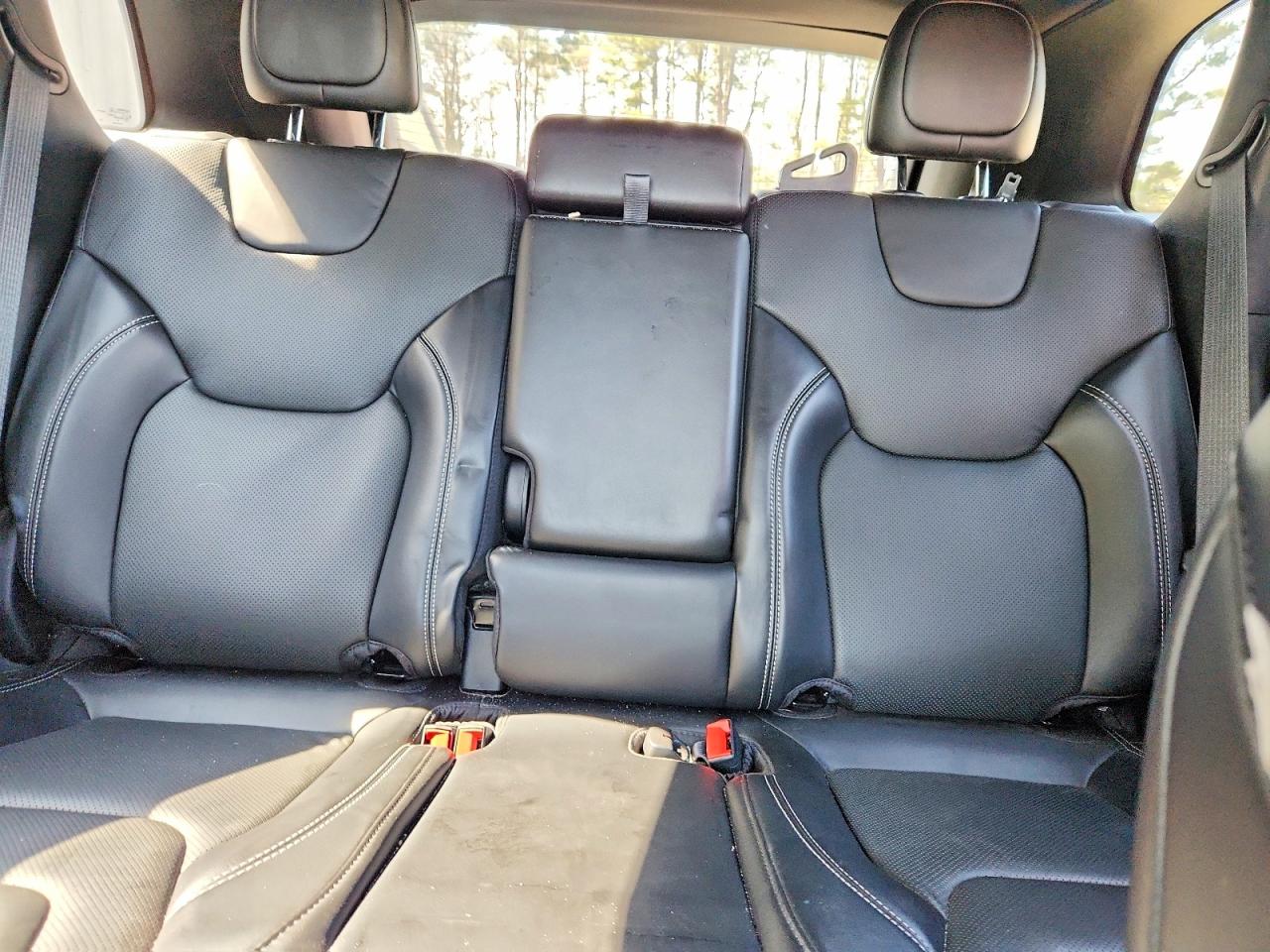2021 JEEP CHEROKEE LATITUDE LUX photo 28