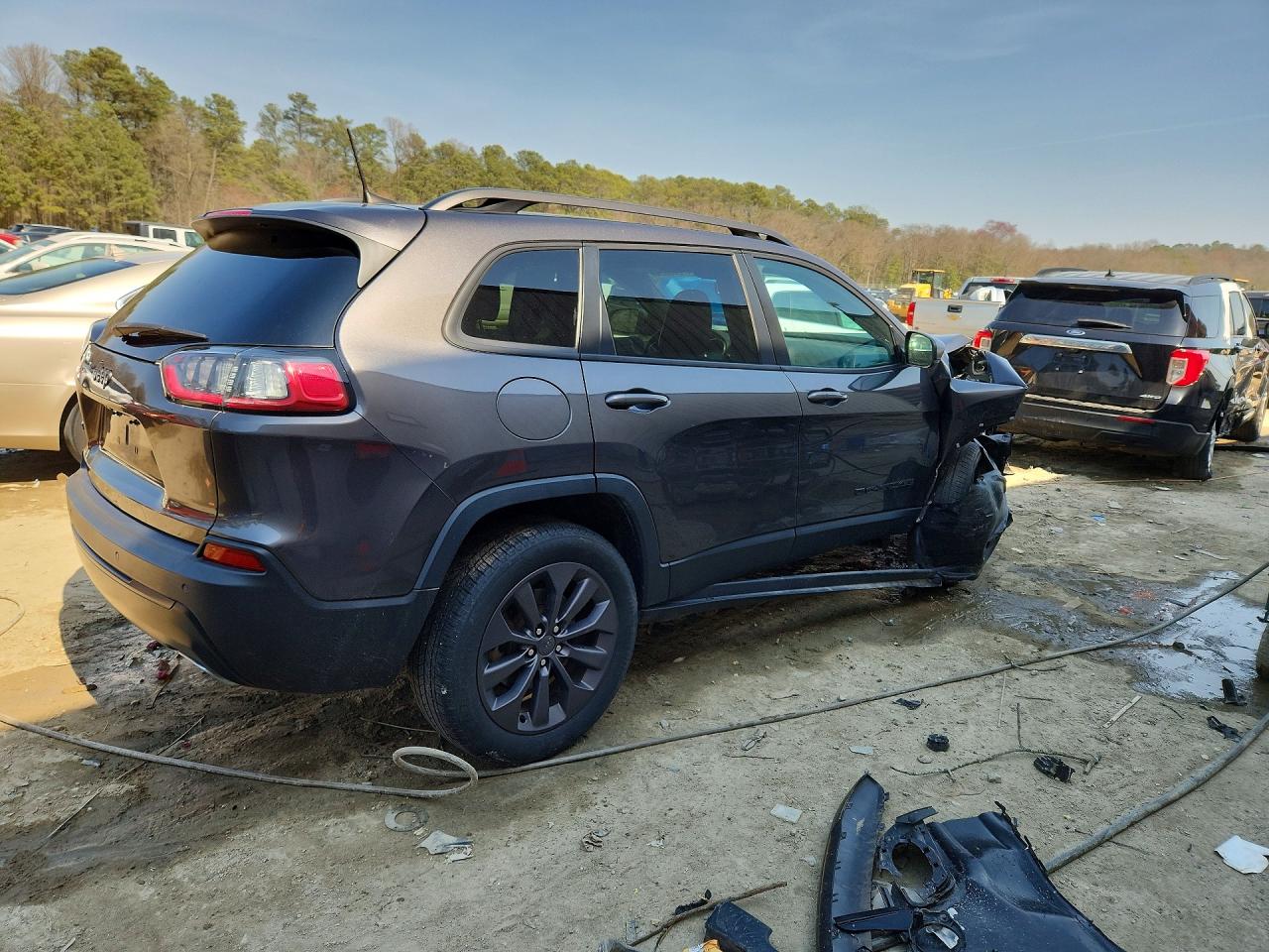 2021 JEEP CHEROKEE LATITUDE LUX photo 7