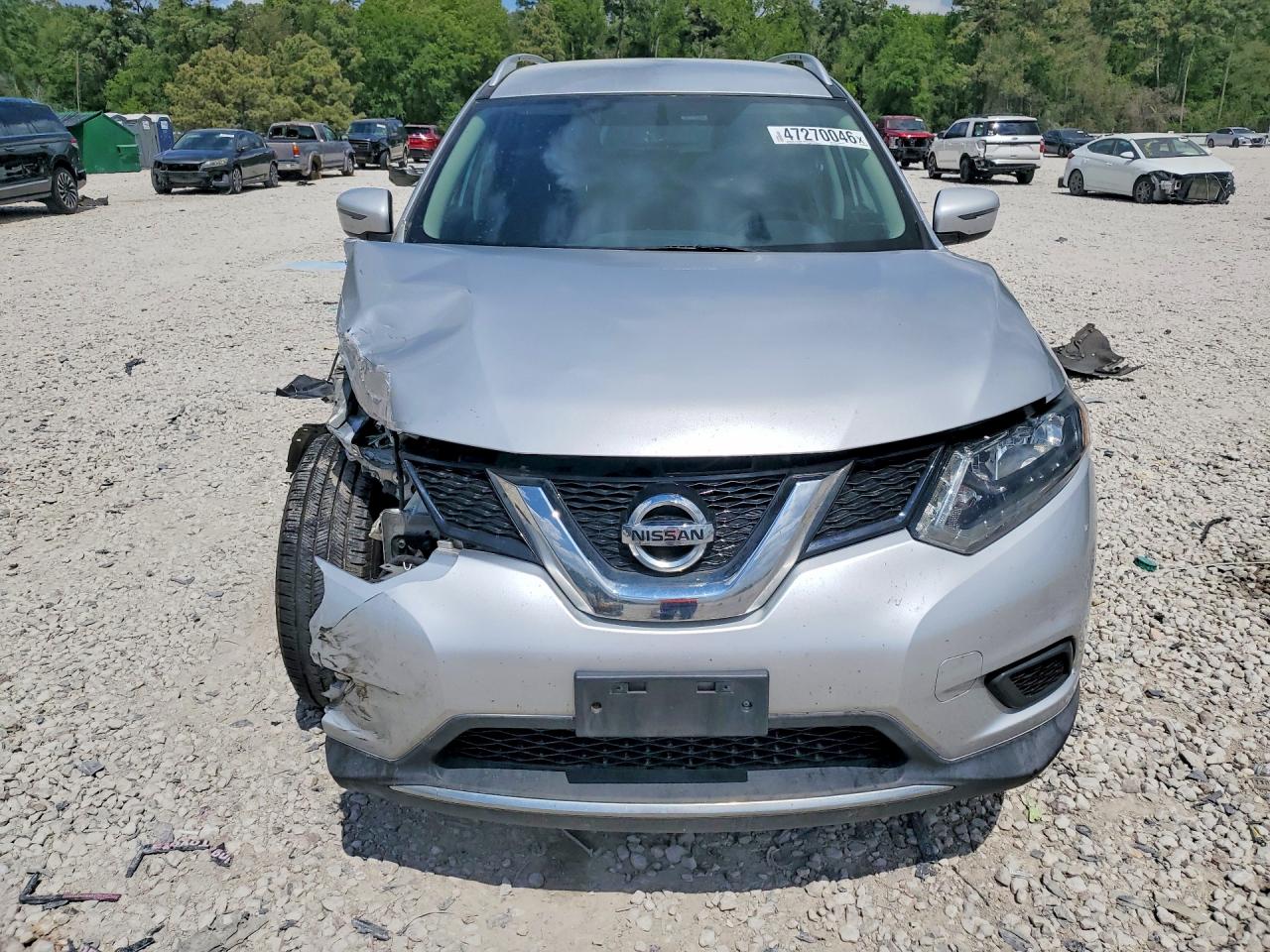 2016 NISSAN ROGUE SV photo 13