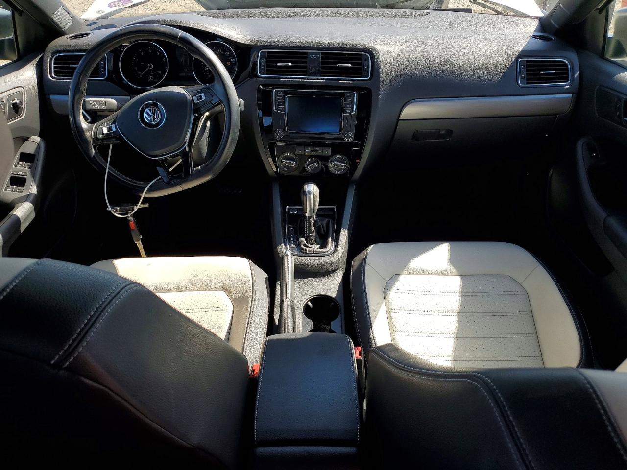 2016 VOLKSWAGEN JETTA SPORT photo 15