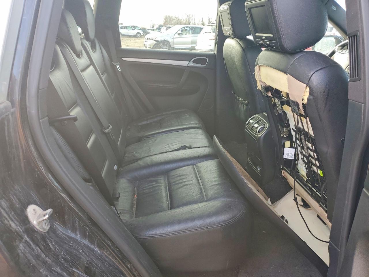 2009 PORSCHE CAYENNE photo 31