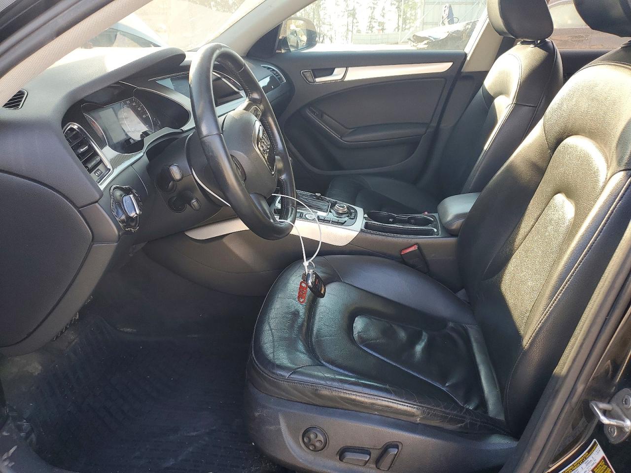 2012 AUDI A4 photo 13