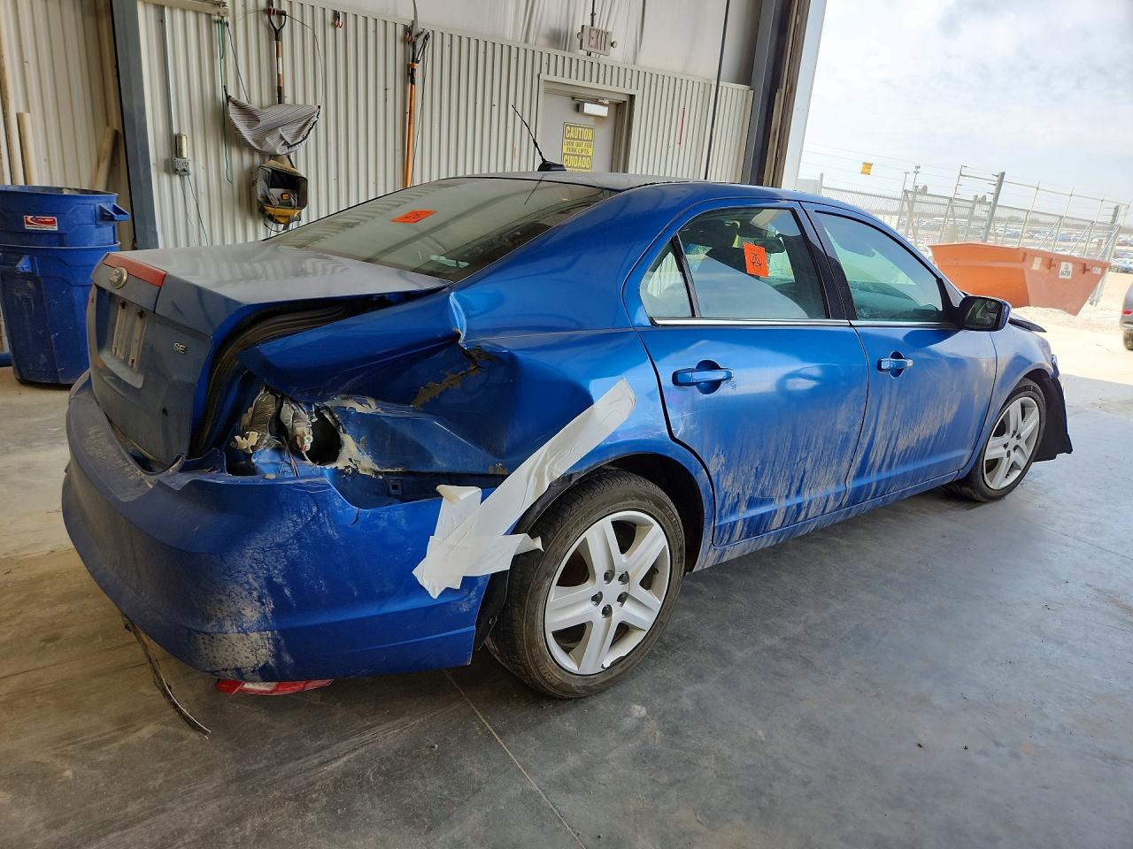 2011 FORD FUSION SE photo 5