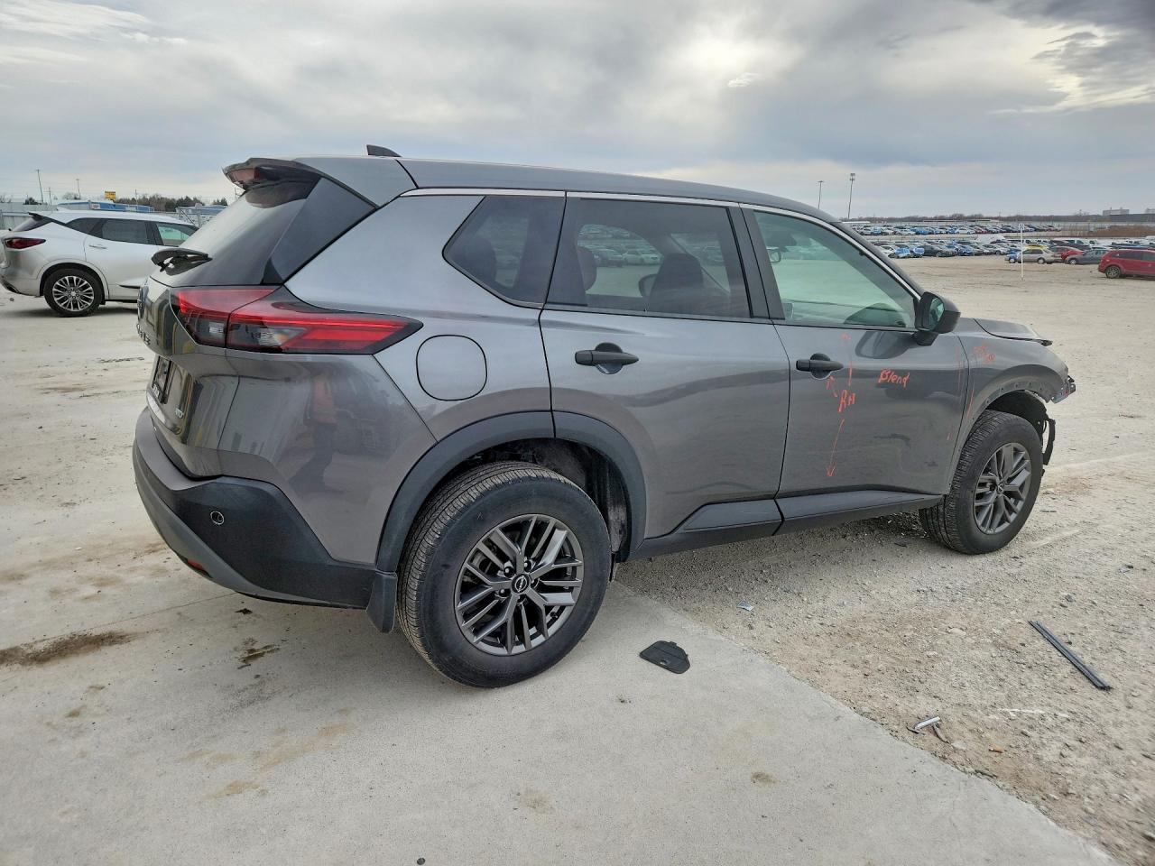 2023 NISSAN ROGUE S photo 3